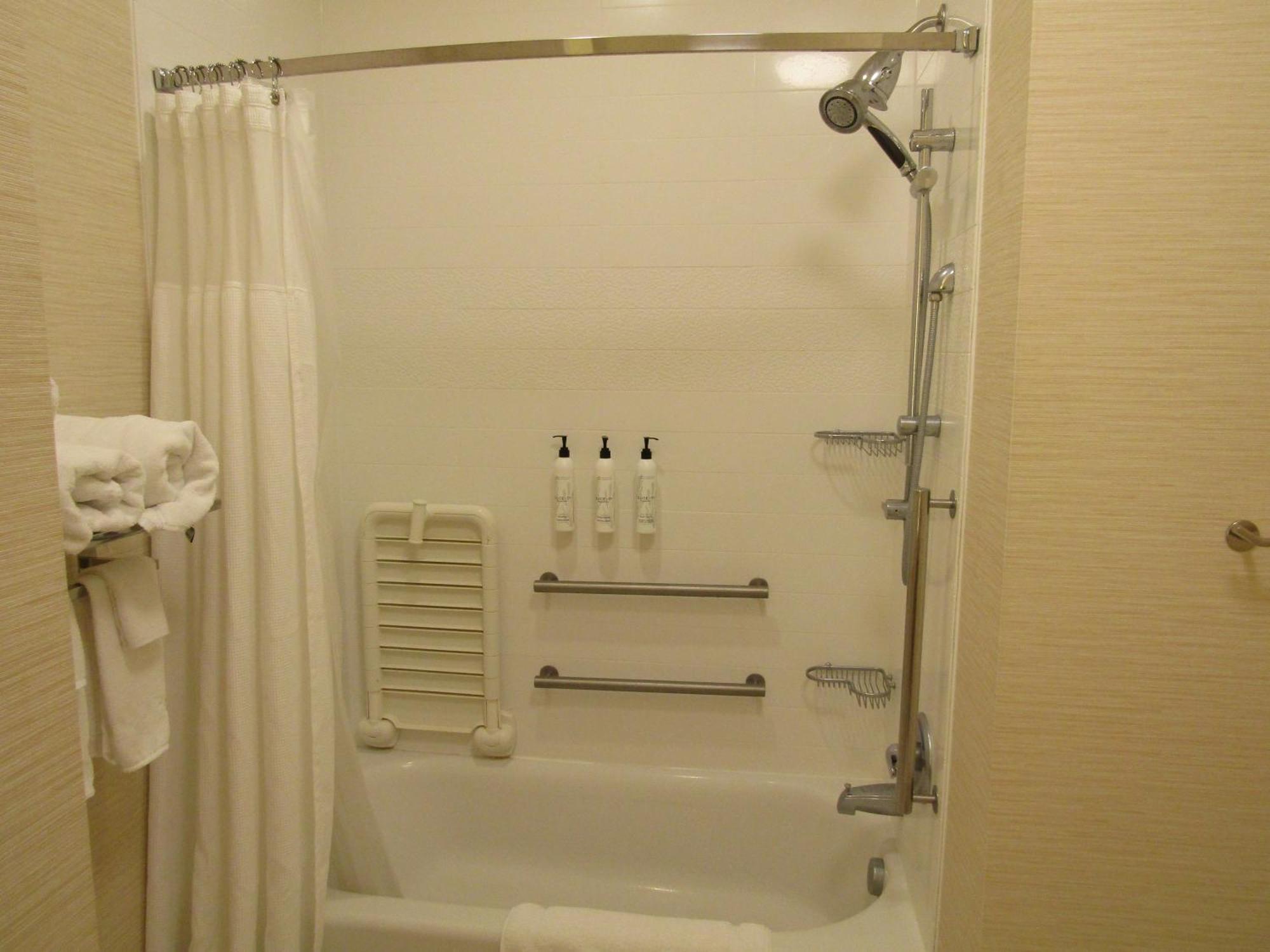 Fairfield Inn & Suites By Marriott Sidney Buitenkant foto